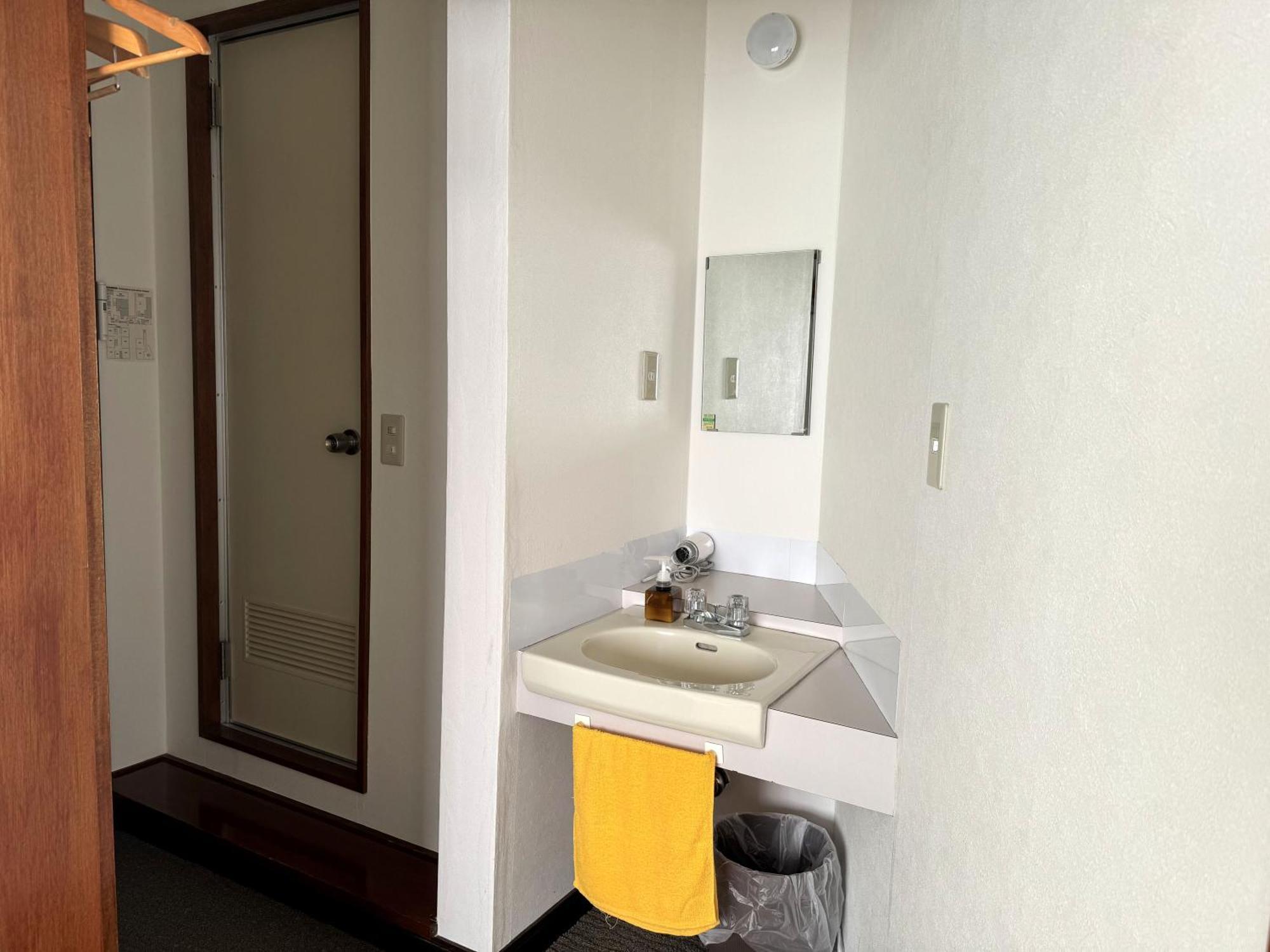 Nozawaonsen Guest House Miyazawa Экстерьер фото