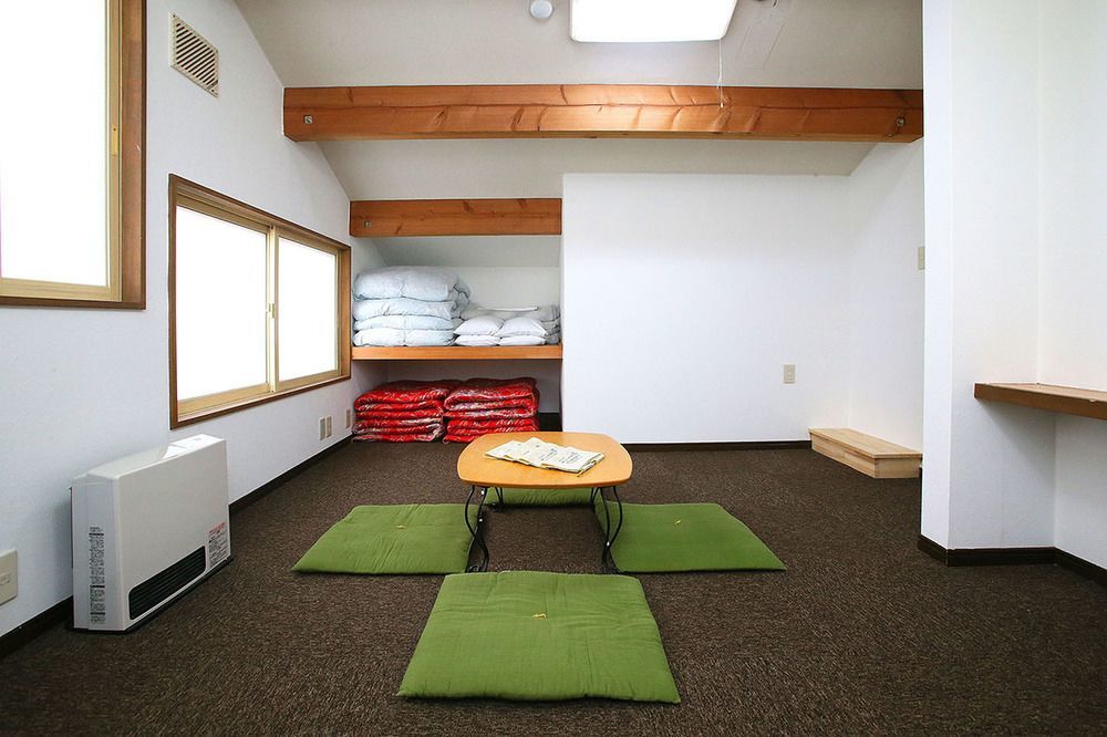 Nozawaonsen Guest House Miyazawa Экстерьер фото